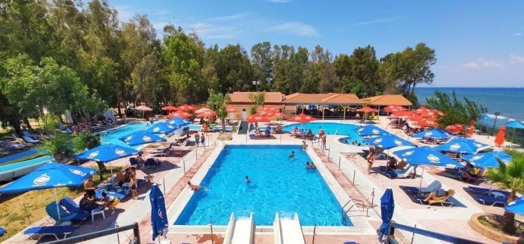Happy Camp Mobile Homes In Camping Golden Sunset Alissos Exterior foto